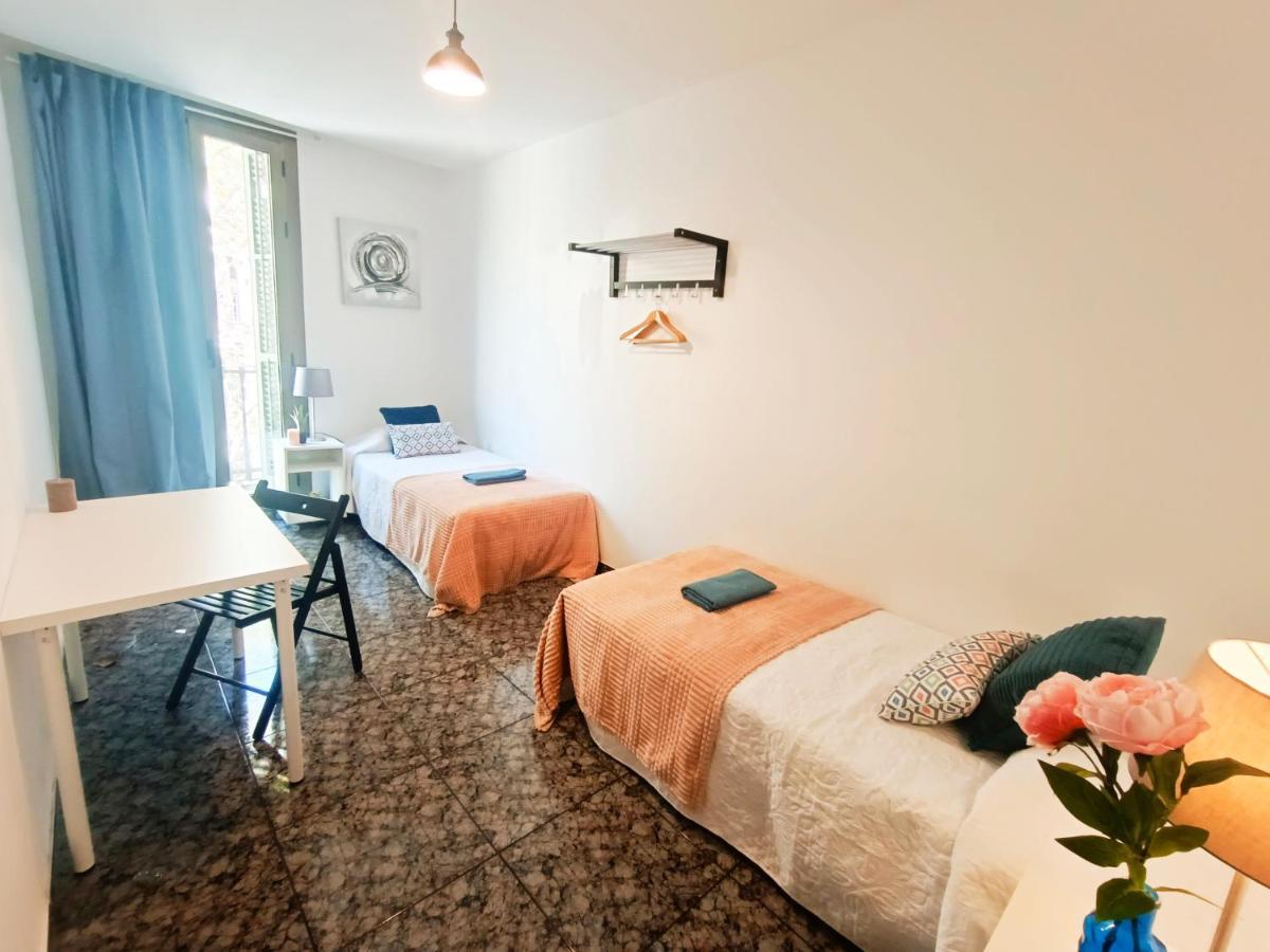 By Plaza Urquinaona Rooms Barcelona Exterior foto